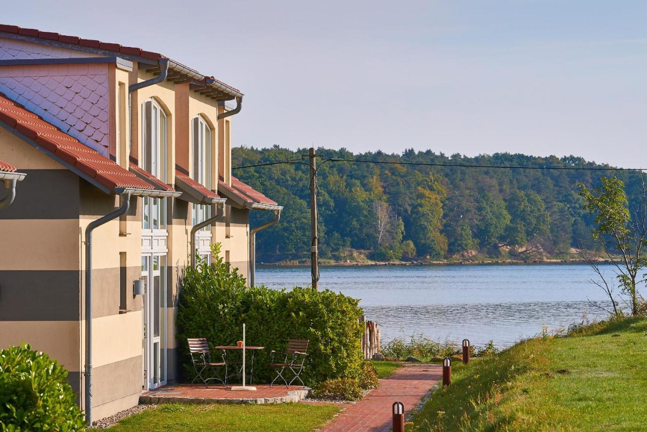 Hotel Nautilus Путбус Экстерьер фото