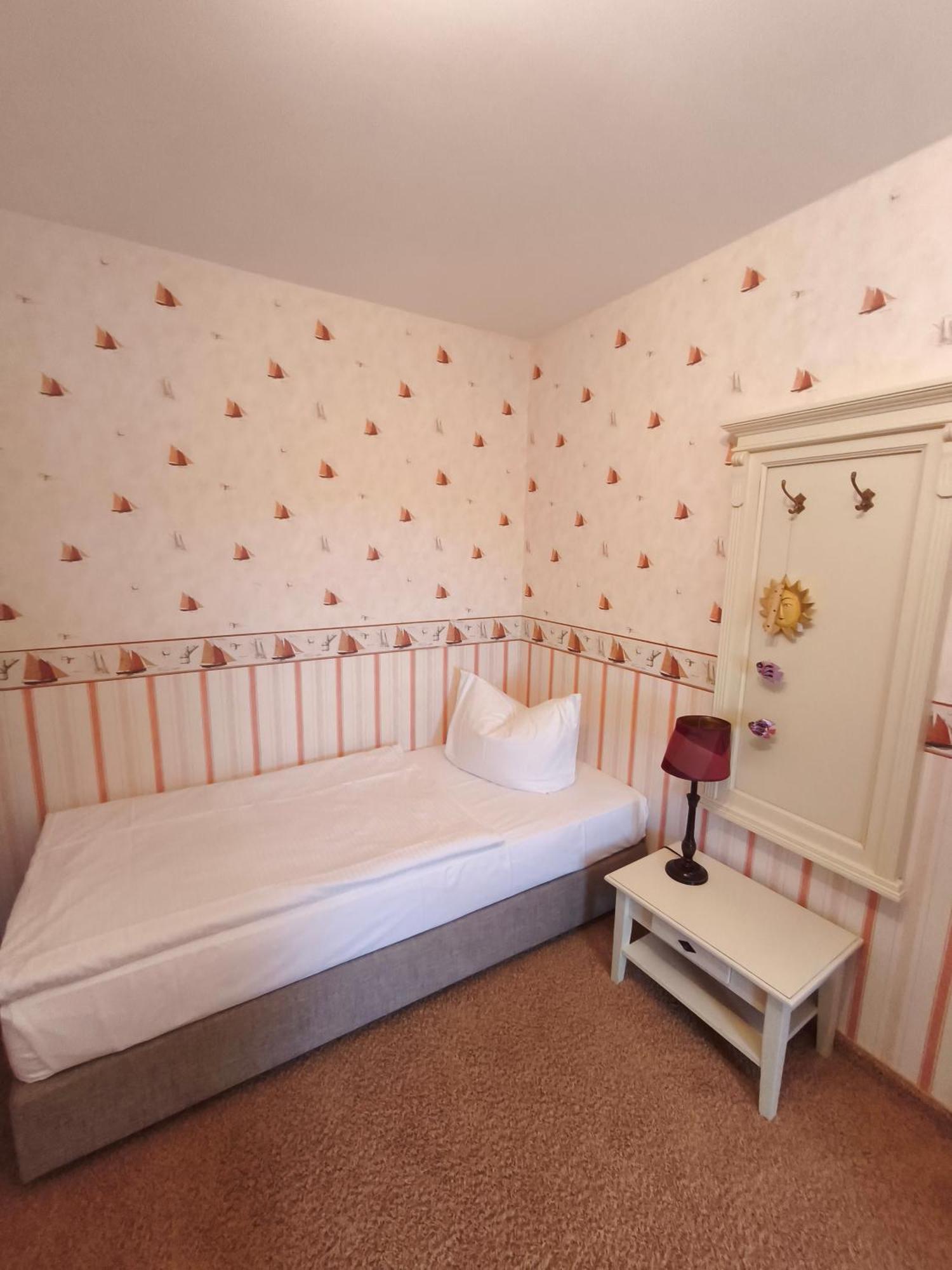 Hotel Nautilus Путбус Экстерьер фото