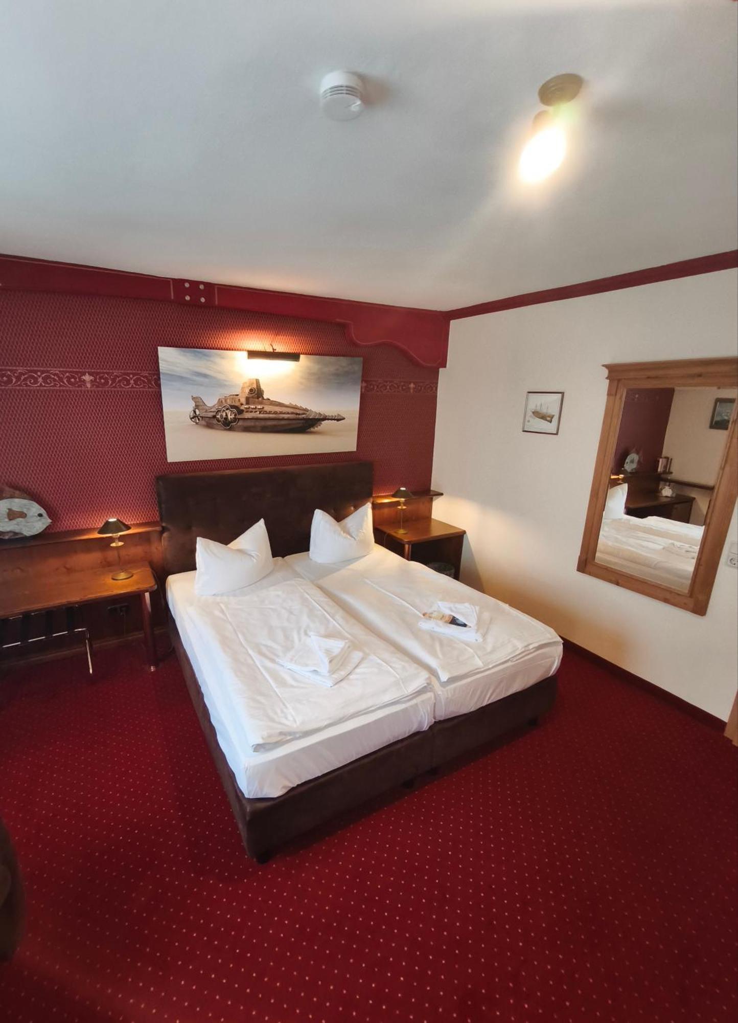 Hotel Nautilus Путбус Экстерьер фото